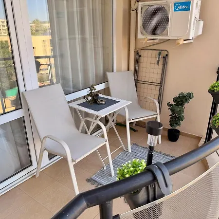 A Great Place To In Sunny Apartmán *